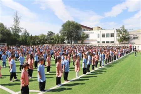 北京匯賢學子在“未來精英”語文閱讀和英語“未來外交官”、“金太陽杯”配音比賽中獲獎!