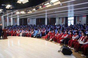 豐臺區(qū)新北賦學(xué)校高中部禁毒宣傳講座：筑牢安全防線，護航青春不“毒”行！