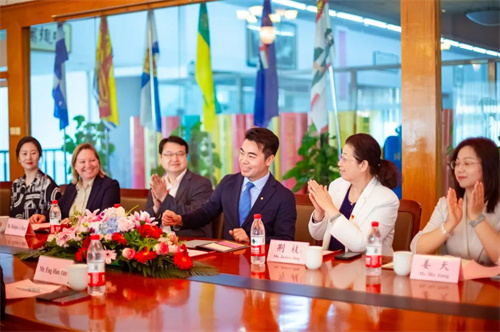 北京中加學校攜手美國ACT考試中心打造國際教育新高地g