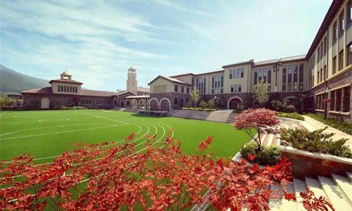 大連王府國際學校